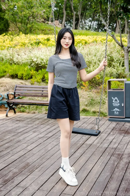 足愉心 NO.040 雅楠（搭配:体操服、白色短裙、白色棉袜、运动鞋） - 足愉心